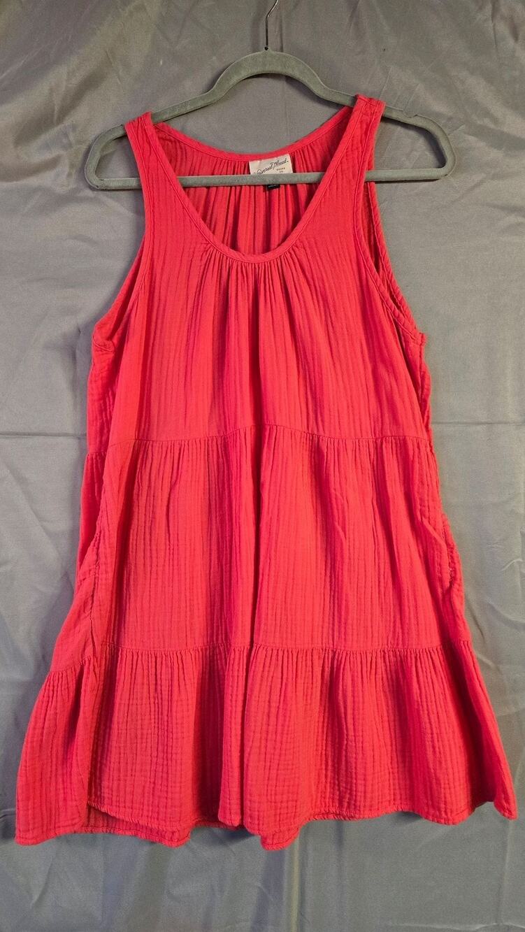 Universal Thread Tank Top Womens Large Red Tiered Ruffle Scoop Neck Tunic Gauze